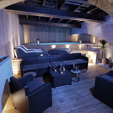 Bali Suite Besançon Zewnętrze zdjęcie