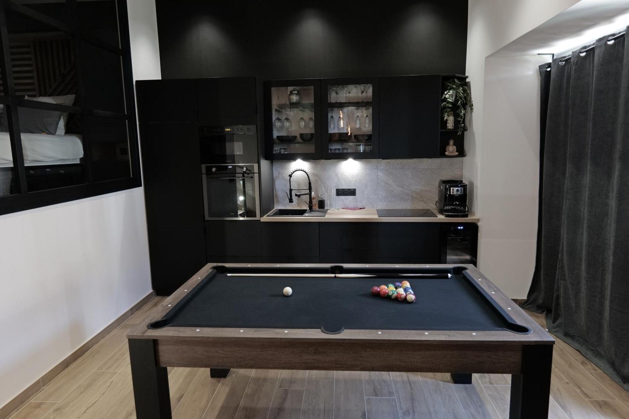 Bali Suite Besançon Zewnętrze zdjęcie