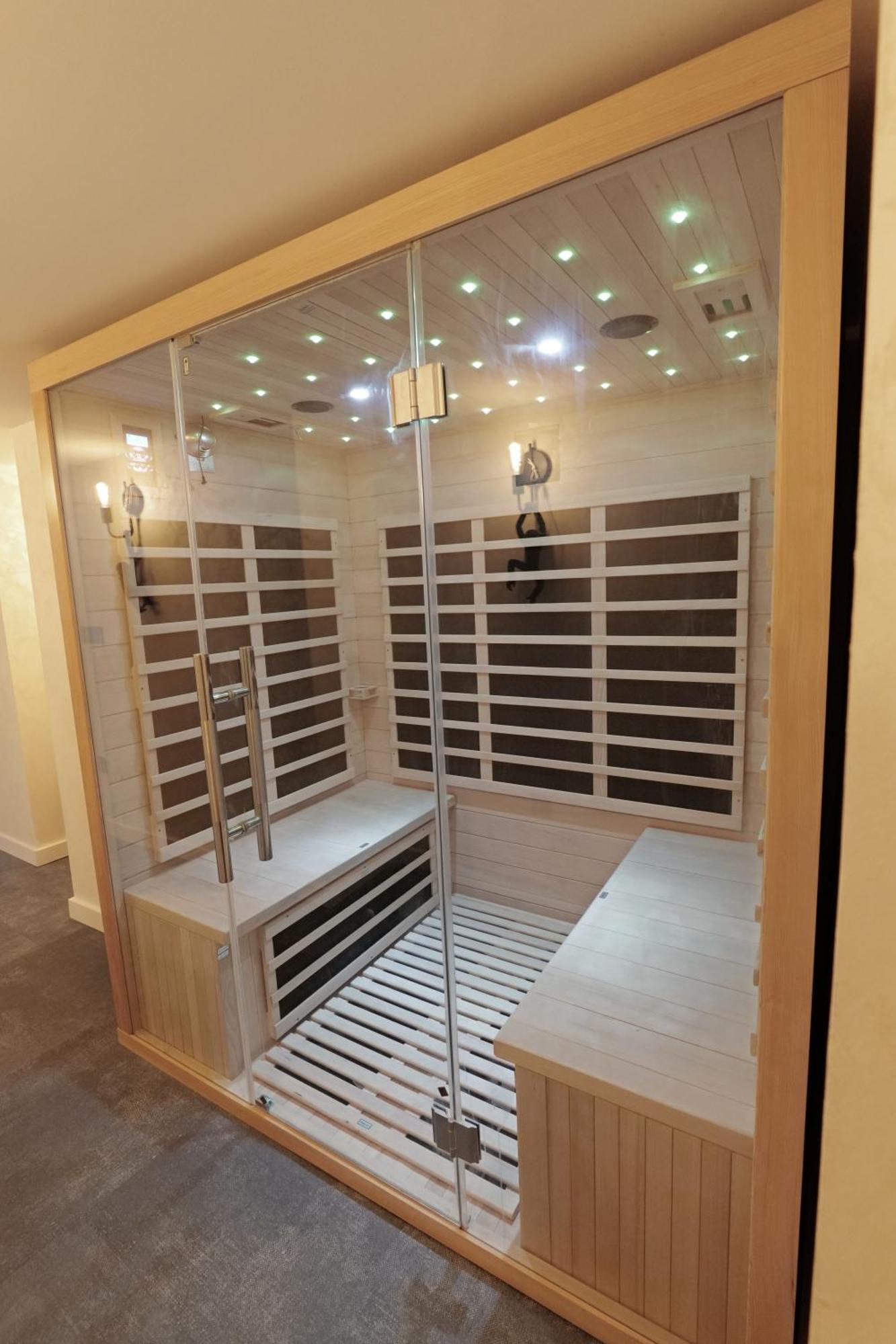 Bali Suite Besançon Zewnętrze zdjęcie