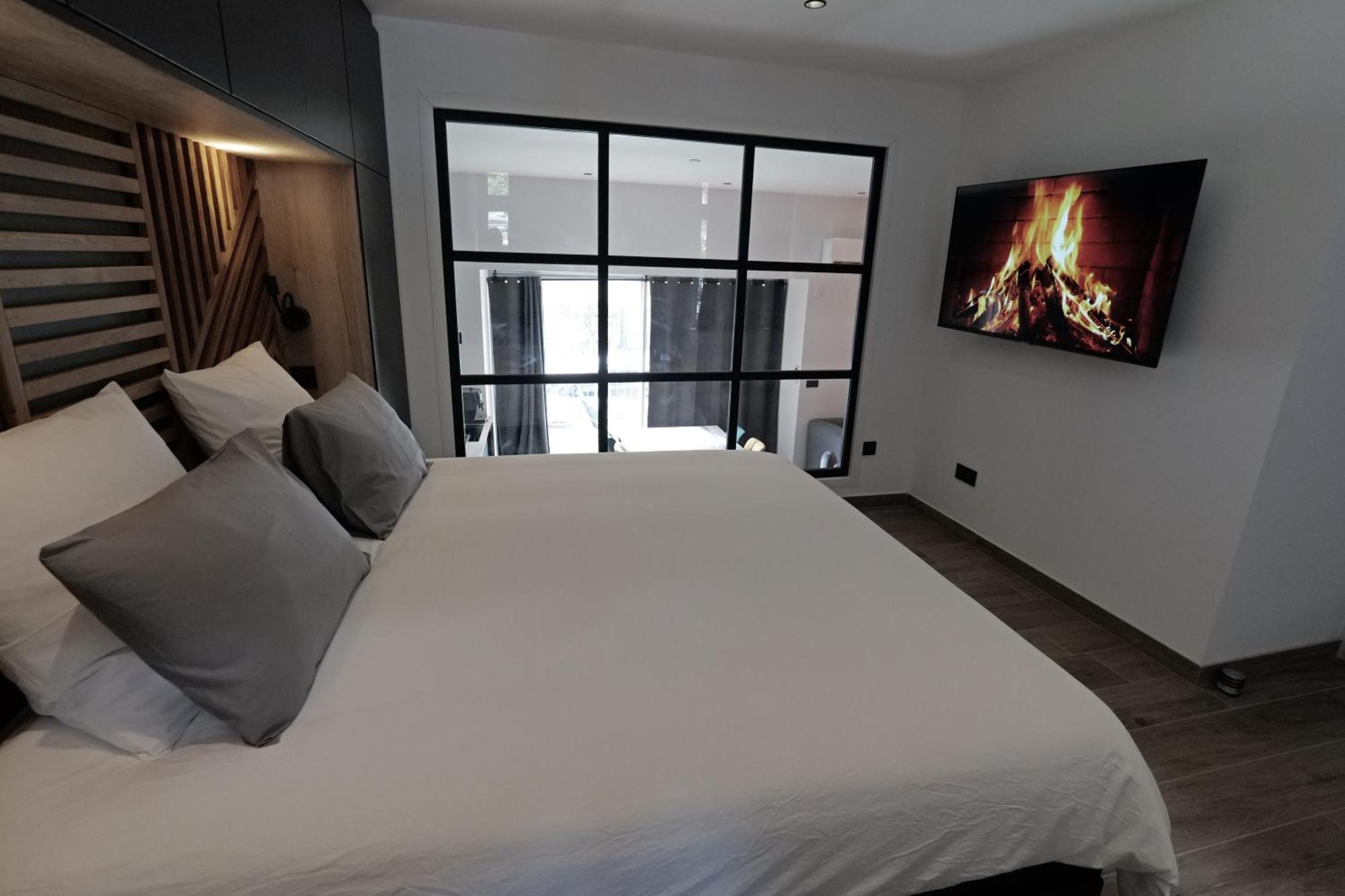 Bali Suite Besançon Zewnętrze zdjęcie